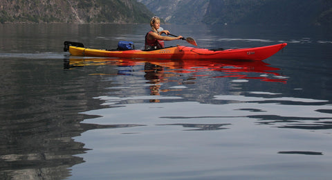 How to pick suitable kayak and waterproof gear